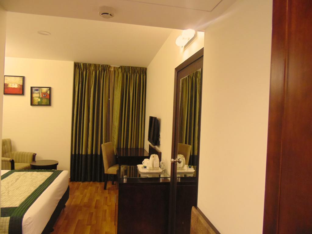 Rosemallow Hotel Neu-Delhi Exterior foto